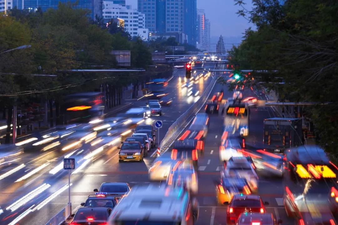 被禁三十多年的摩托车,还能骑回大城市吗?