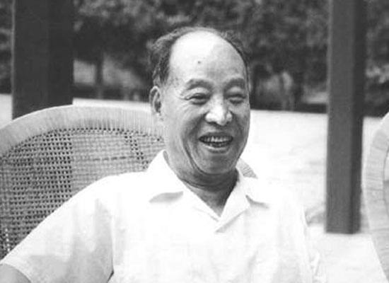 他是北京首任市委書記,中共八大元老之一,為官兩袖清風,享95歲