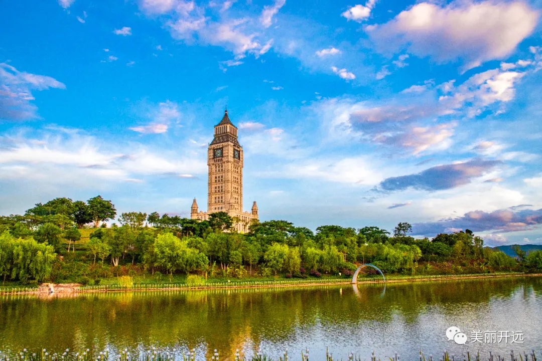 开远:以文化为韵 唱文明大戏