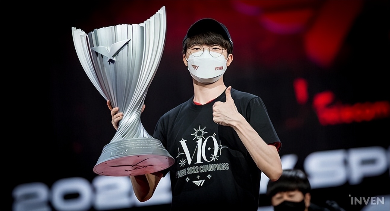 faker:首次夺冠最大的动力是钱,比赛时我不需要特别的心态管理