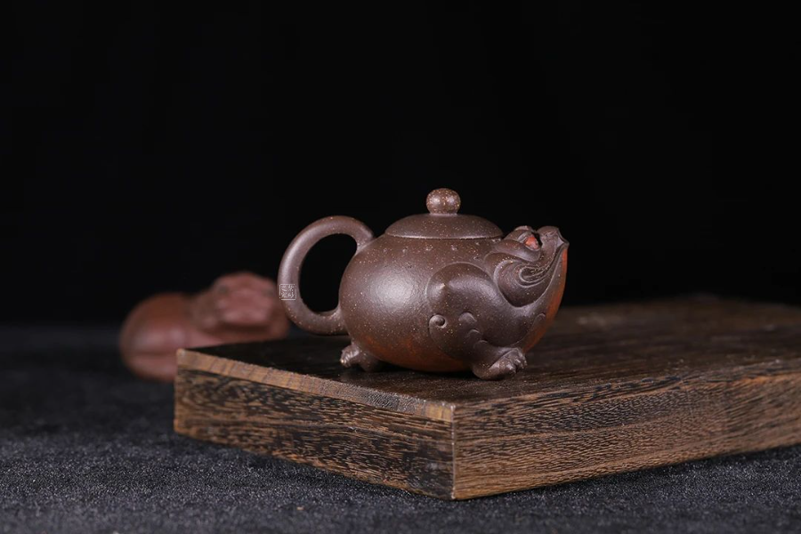 全能紫砂艺人胡仁杰:金蟾壶