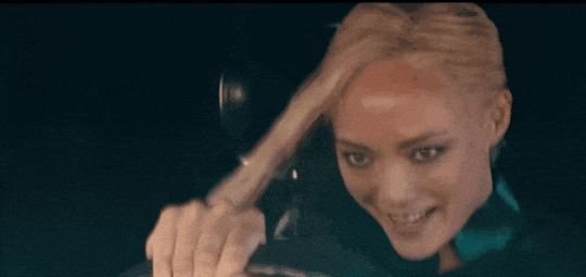 一声「西八」走天下,贡献无数表情包.《黑暗荣耀》中的妍珍呐.