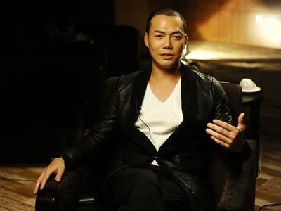 回顾大天二谢天华对桃色诱惑不拒绝妻子依旧不离弃