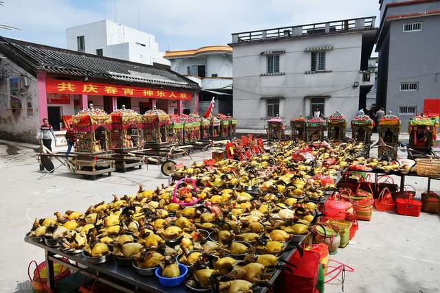 粤西地区正月里的年例游神,寓意深刻仪式隆重,比春节还受欢迎