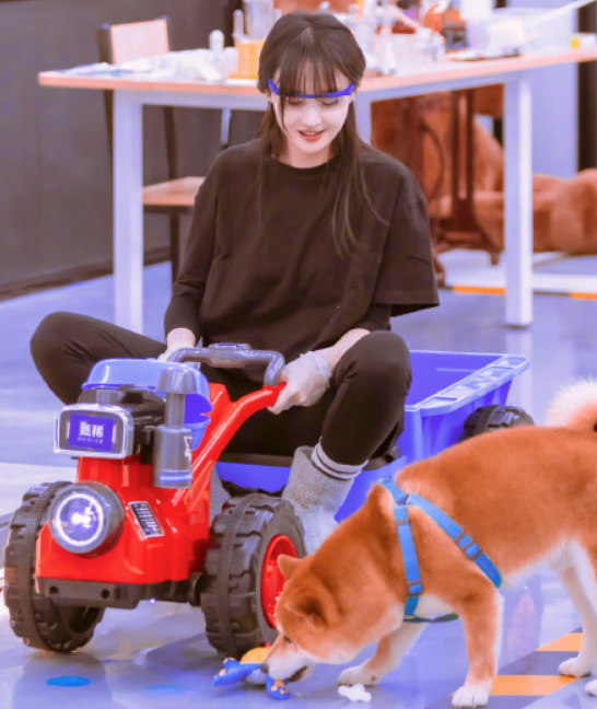 节目滤镜有多夸张?看到郑爽狗子舌头的那一刻,饼干色是认真的吗