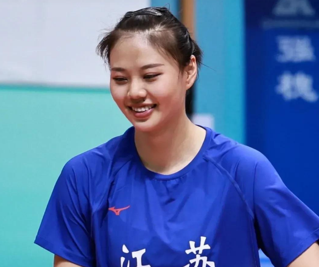 中国女排新版七仙女诞生,龚翔宇替身既定,18岁新星仍需打磨