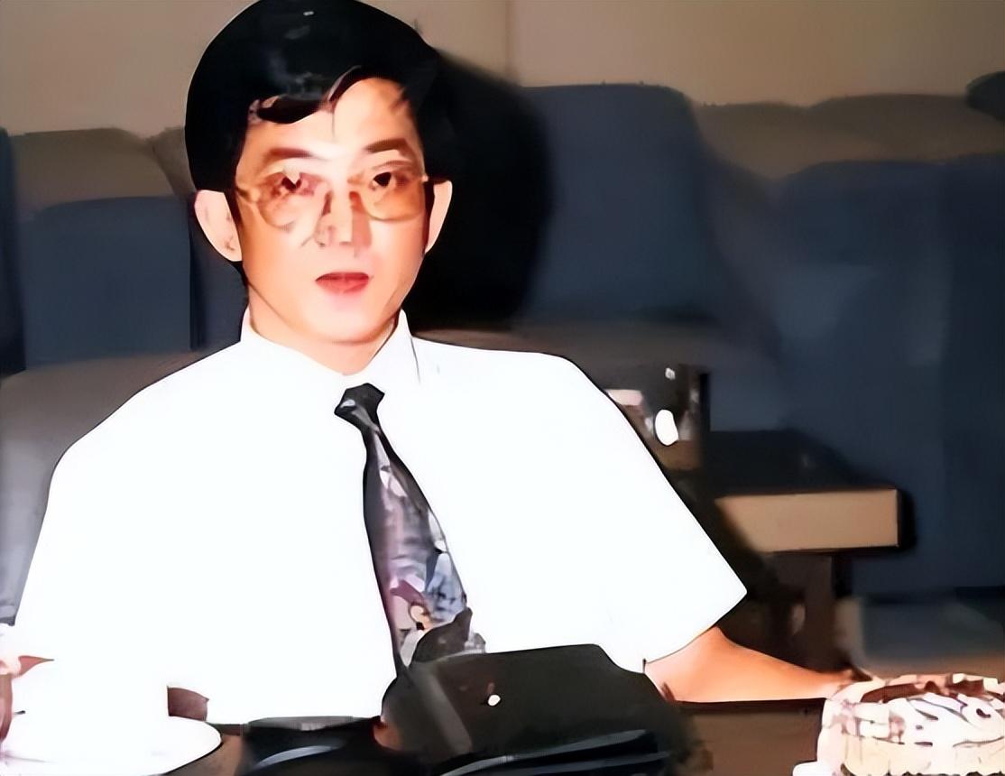 纪实:"河北第一秘书"李真:受贿千万,玩空姐明星41岁被注射死刑