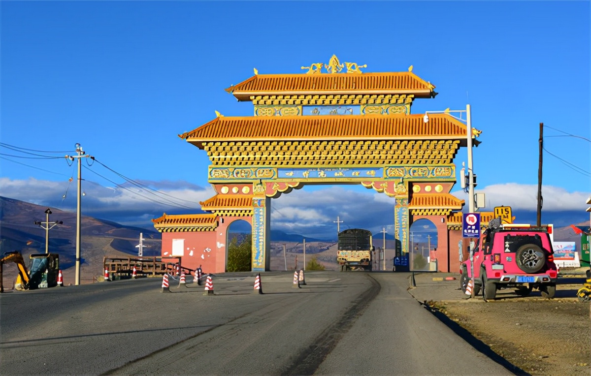 彩色旅图三色善摄格聂山令人震撼川西自驾如同穿行百里画廊