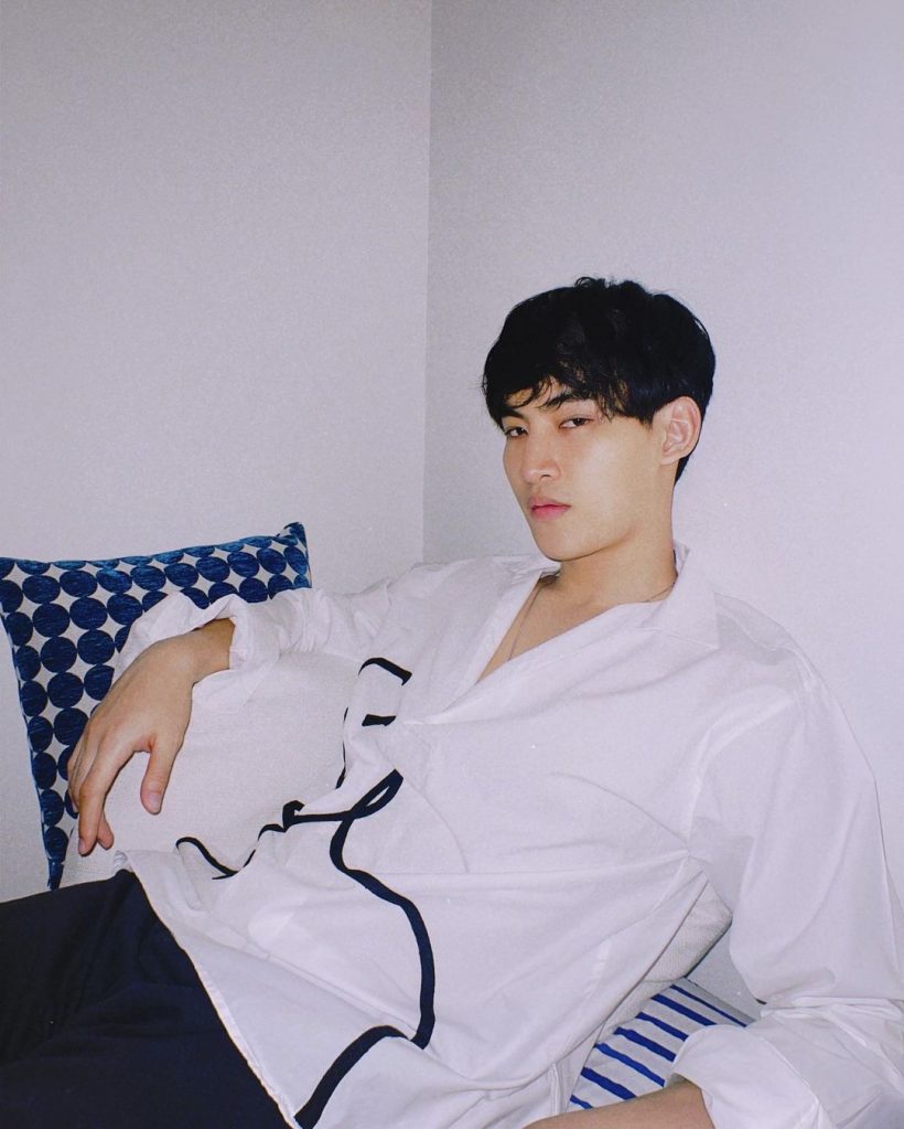 年轻的欧姆向媒体透露了关于 被人打招呼