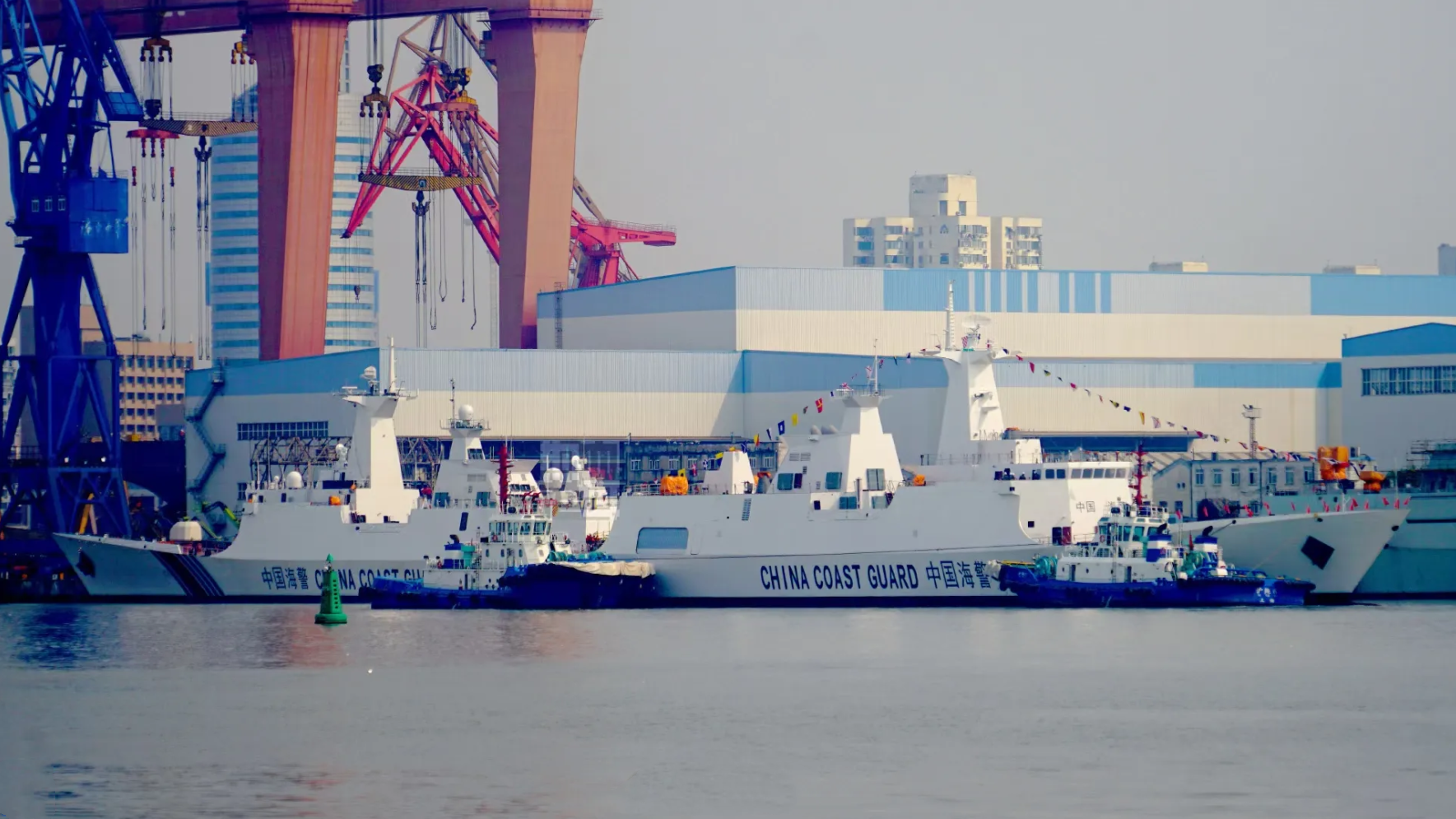 加强中国海警防空实力!第5艘054a海警船下水,搭载两门630近防炮