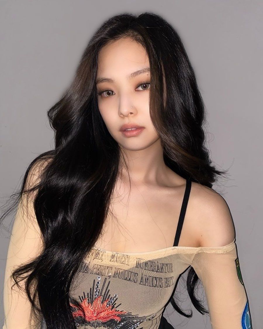 宋智雅撞脸jennie图片