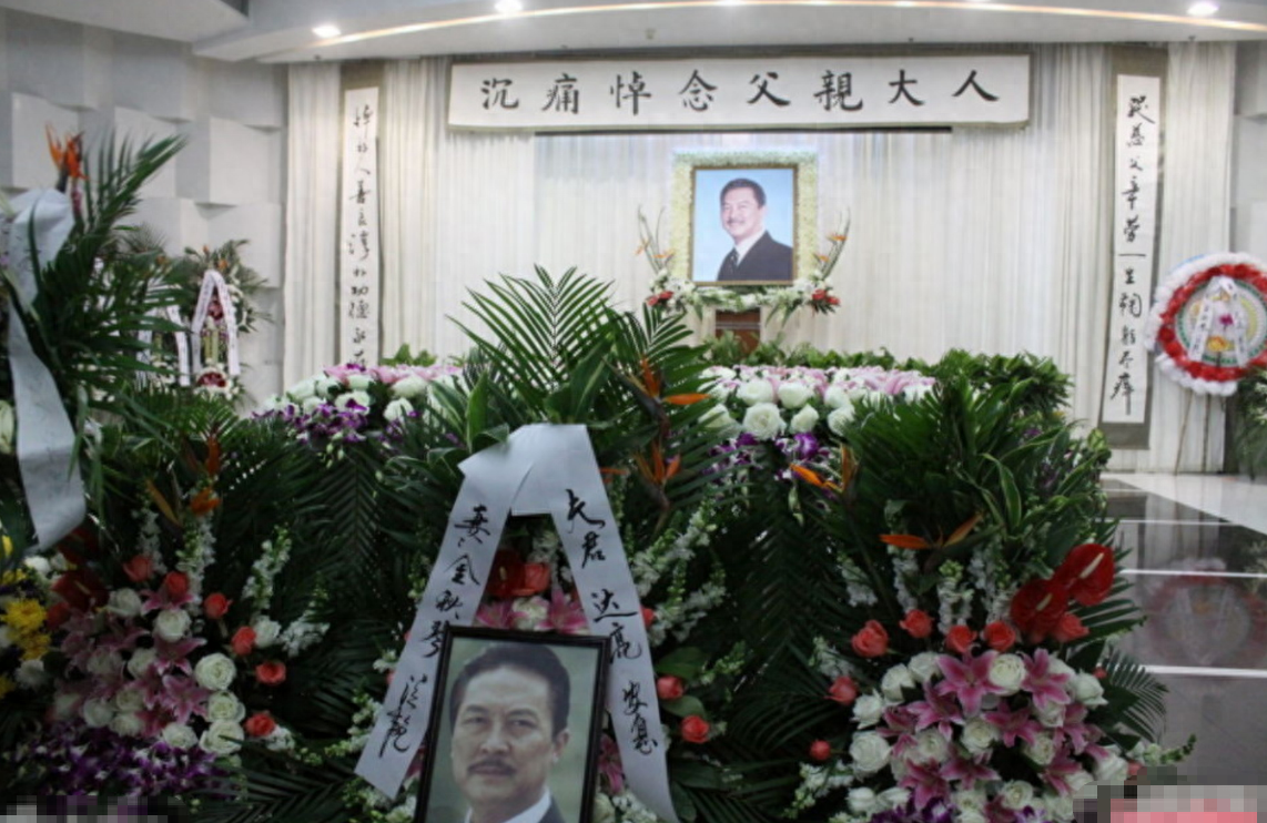 回顾黄达亮妻子患癌后不离不弃照顾对方42年自己却猝死片场