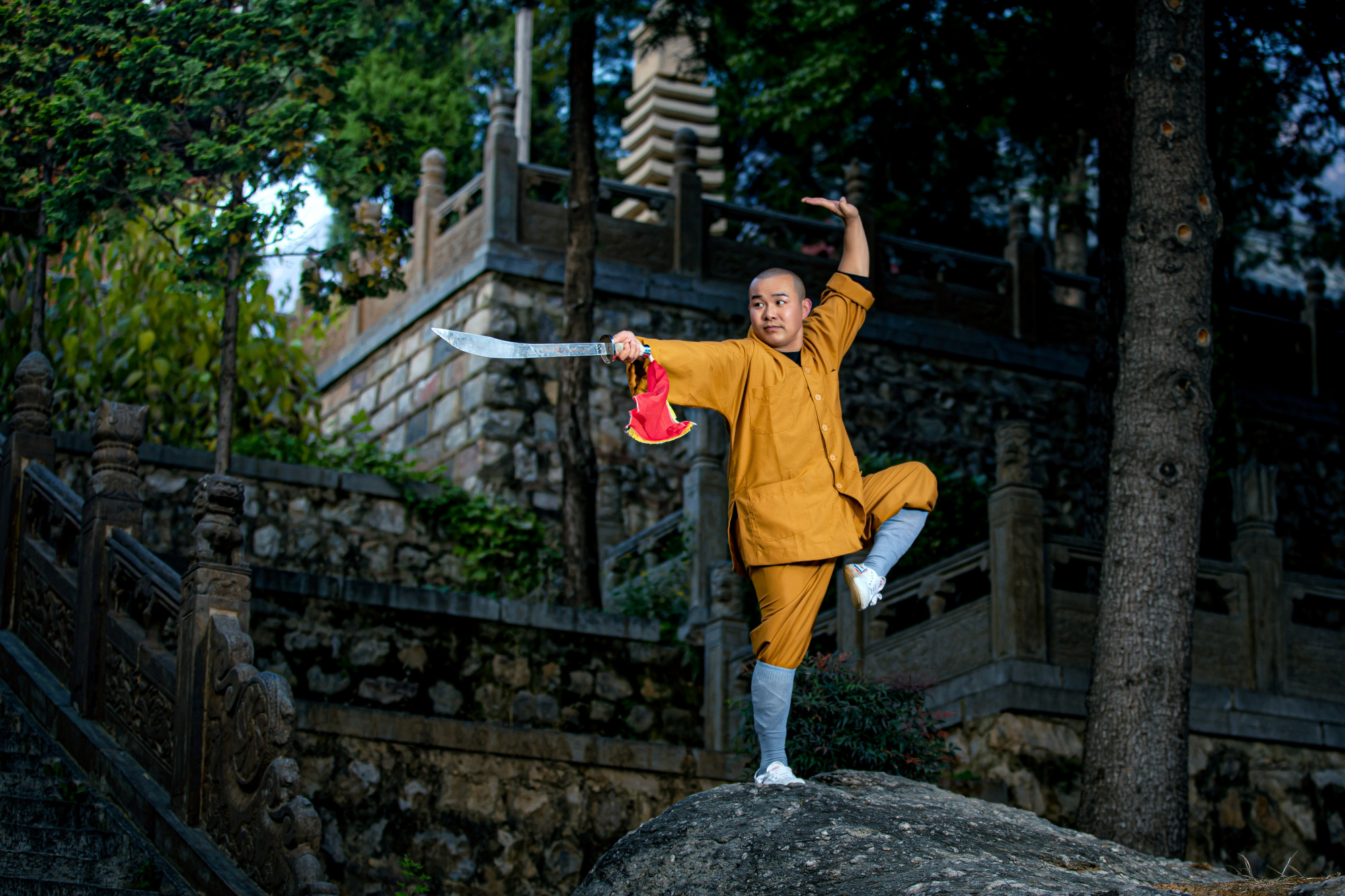 嵩山少林大法王寺武僧团武术总教练朱腾威简介