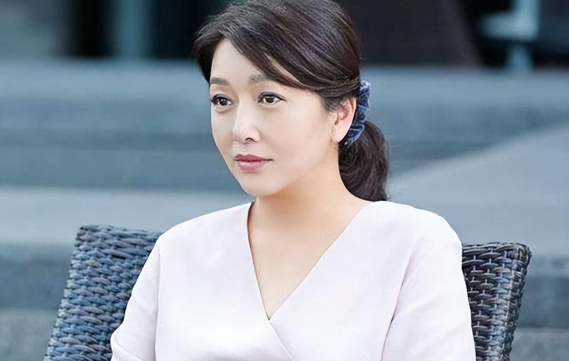 王志文,靳东都没娶到的江珊,为什么嫁给了"平平无奇"的田小洁?