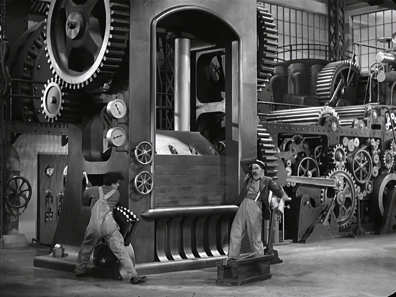 电影《摩登时代》的艺术特点与价值