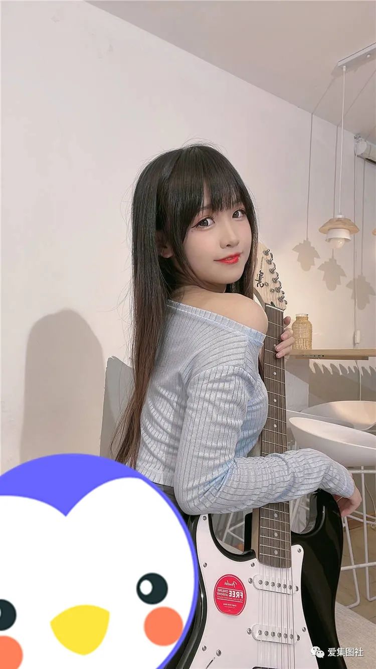 miko酱ww – 温泉 吉他妹妹美女coser图包