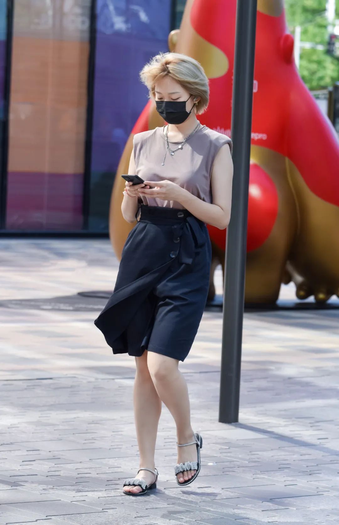 完美身材:完美健身时尚女神之芷菡