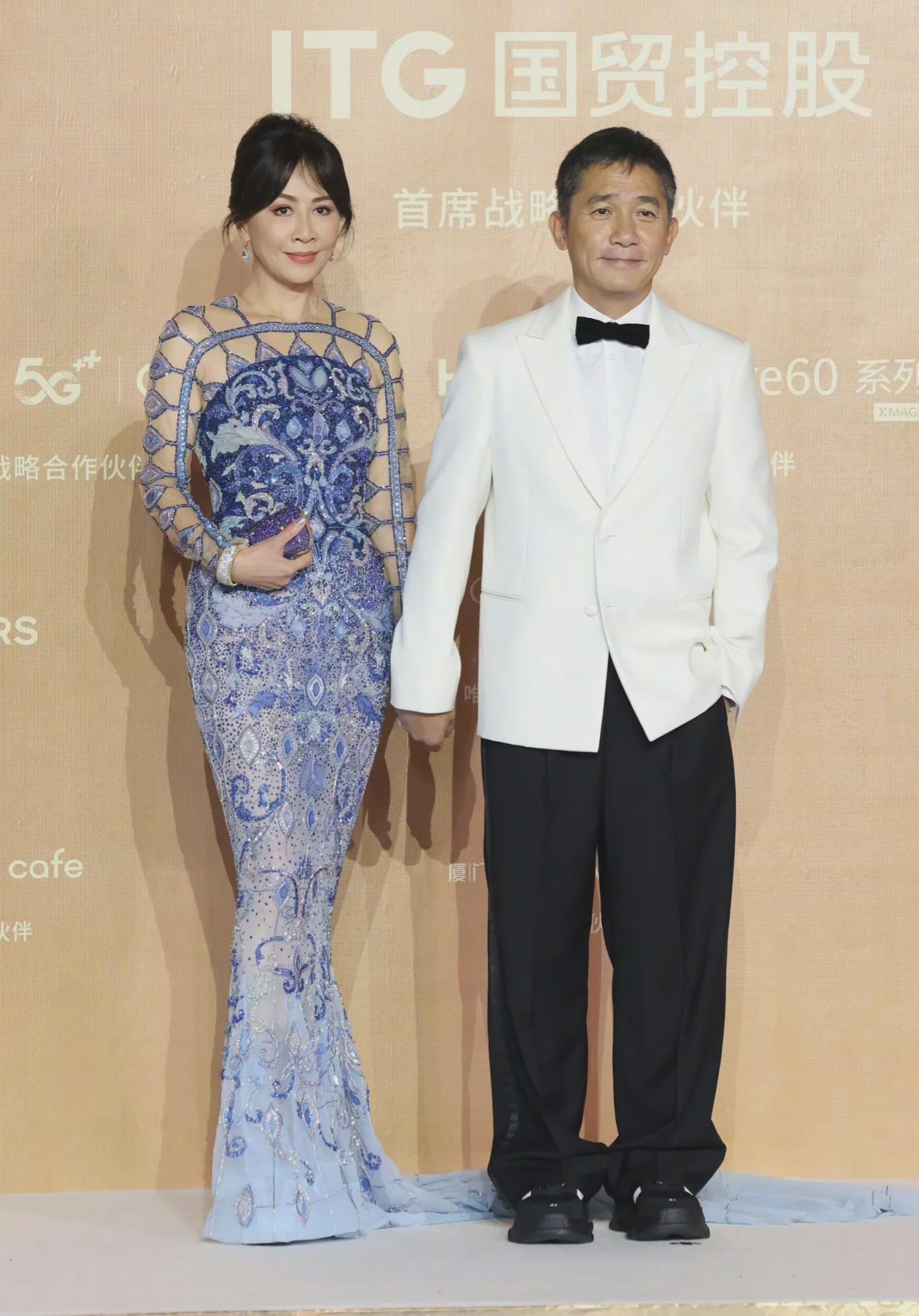 金鸡奖红毯:张雨绮造型被吐槽,梁朝伟依然社恐,刘德华最帅