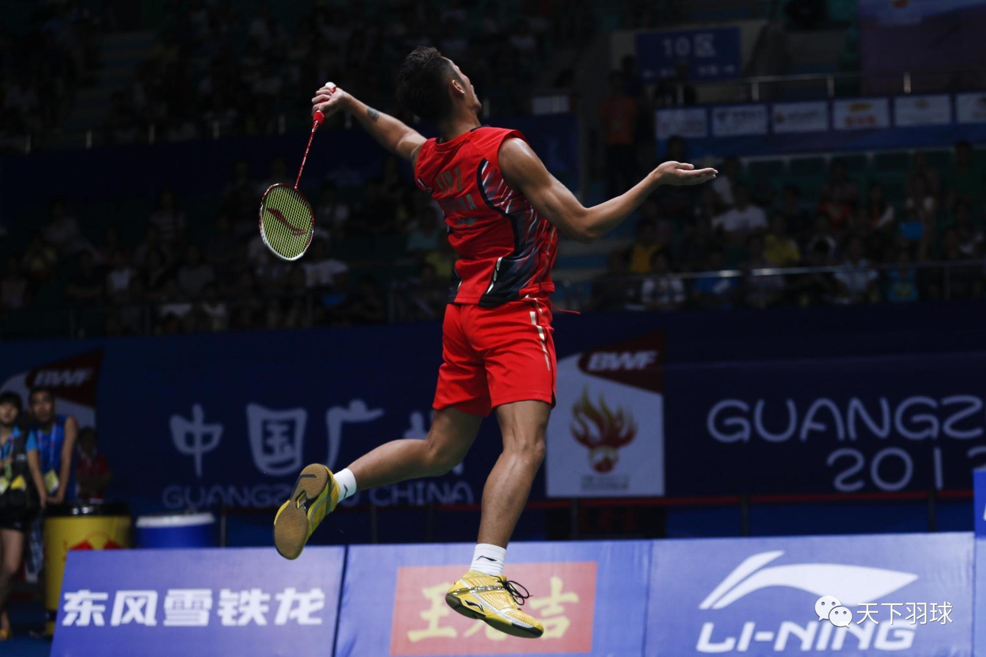 羽毛球扣杀手腕技巧怎么练?先从掰腕子开始改!