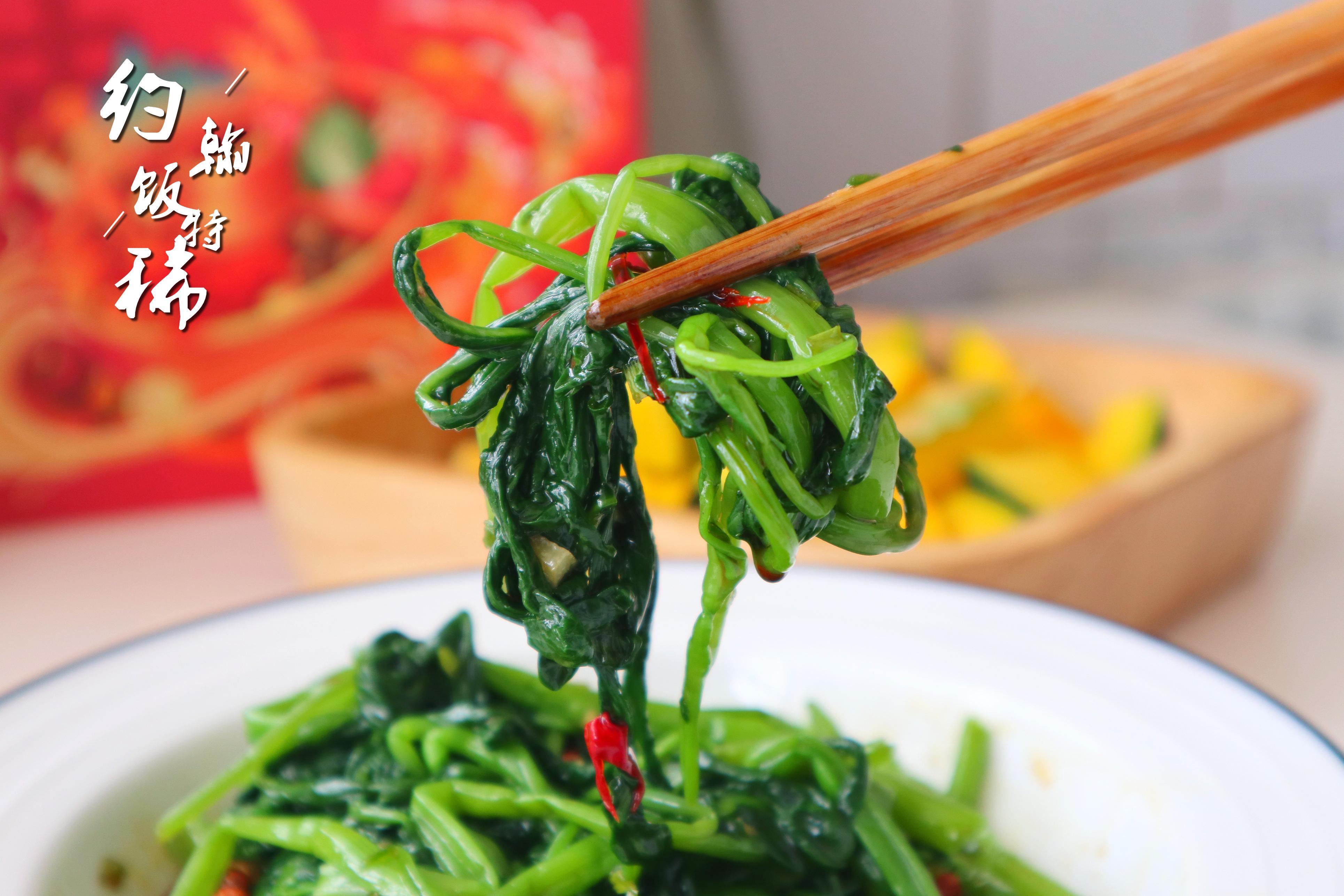 夏天的"补钙猛将",中老年多吃3样,腿脚利索,精神头足