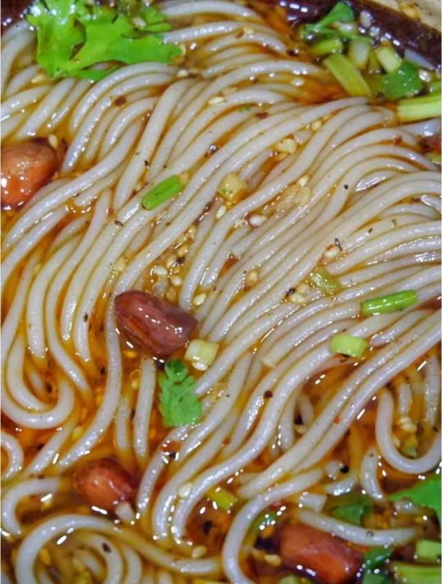 稻颂农业丨酸汤米线