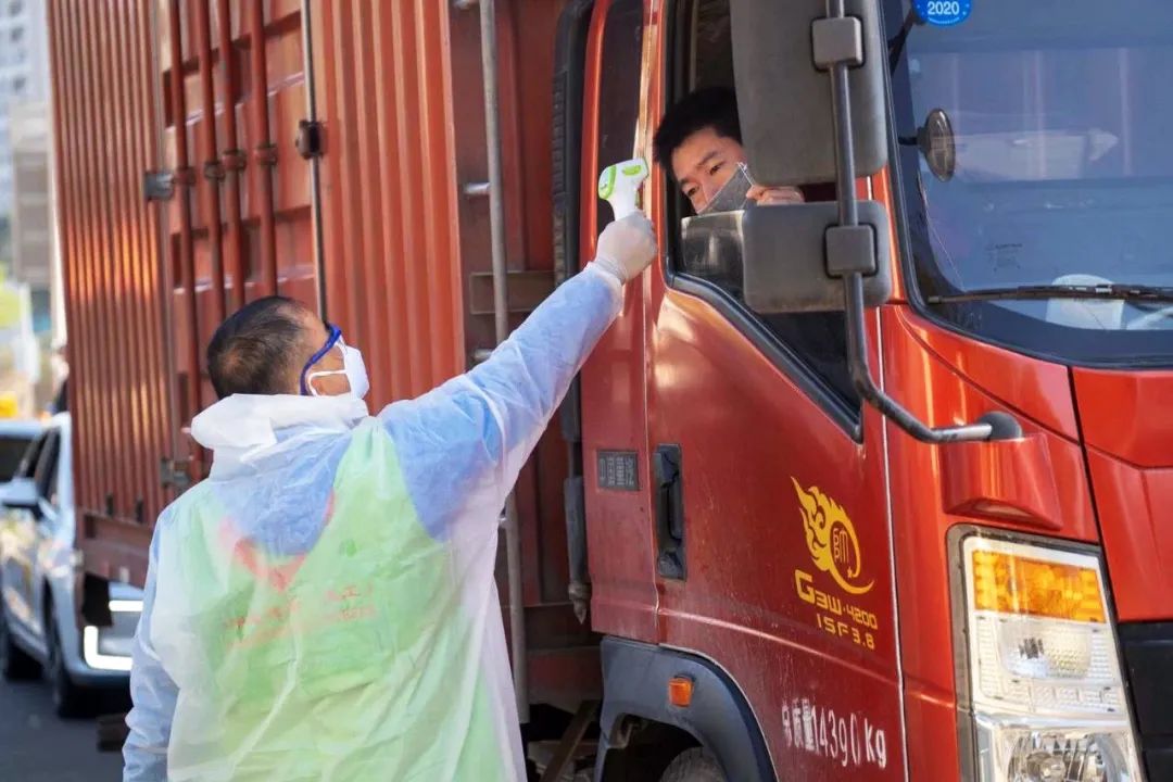 疫情之下,那些卡车司机鲜为人知的心酸