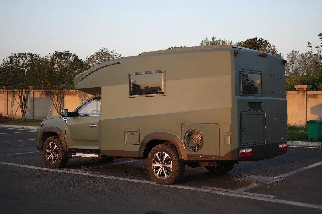 车高仅2米48!脑门搭帐篷 机甲风,黔力游侠01这款四驱房车挺特别