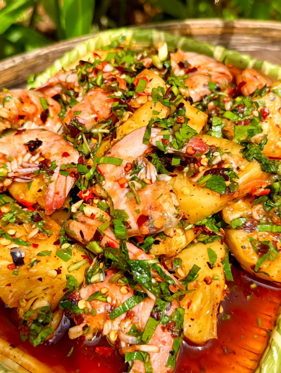 菠萝凉拌虾:酸辣爽口,鲜美无敌  这道菠萝凉拌虾绝对不是黑暗料理