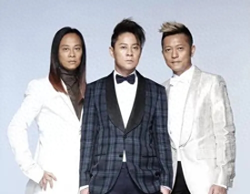 回顾大天二谢天华对桃色诱惑不拒绝妻子依旧不离弃