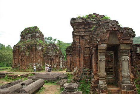 圣子修道院:东南亚的重要寺庙,被称越南版吴哥窑