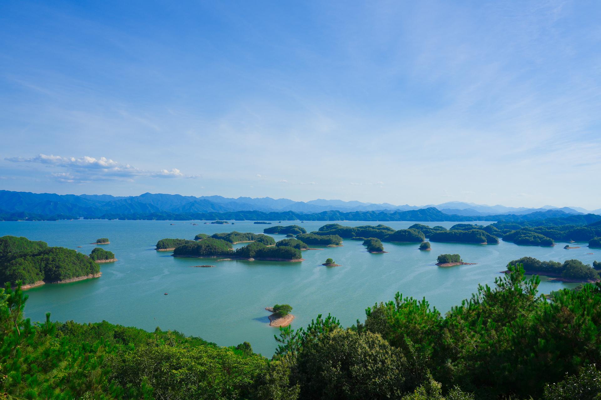 第二站:梅峰島景區,不上梅峰觀島,不識千島湖真面目