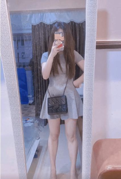 老婆出差发了自拍照,朋友看了让我分手,这是啥情况