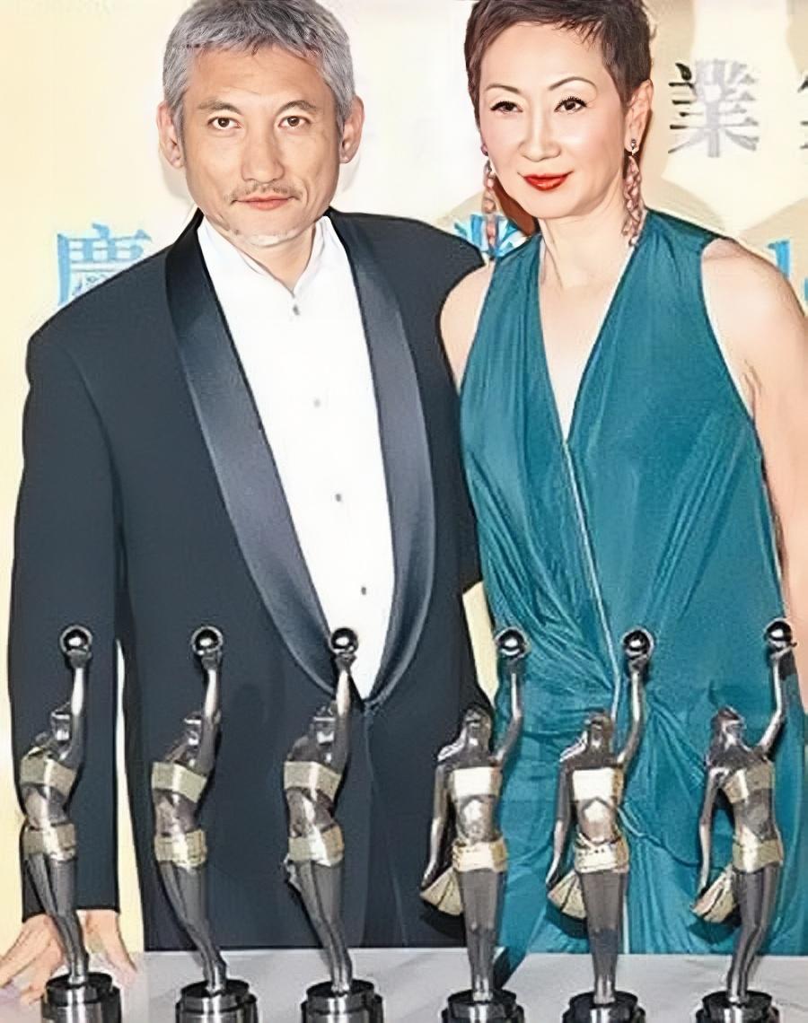 答应徐克不生孩子,施南生后悔了吗?