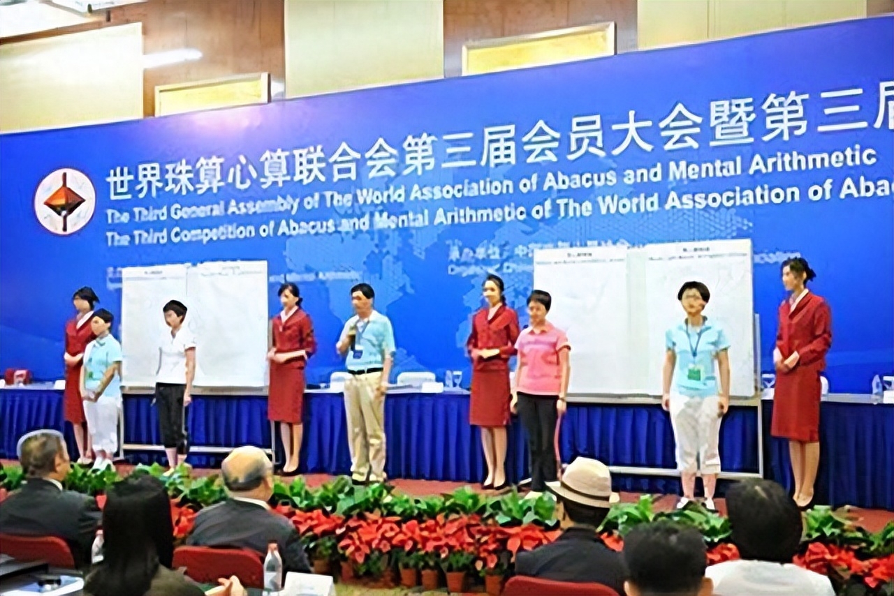 "何雪豪在珠心算兴趣爱好班的老师李俊杰说