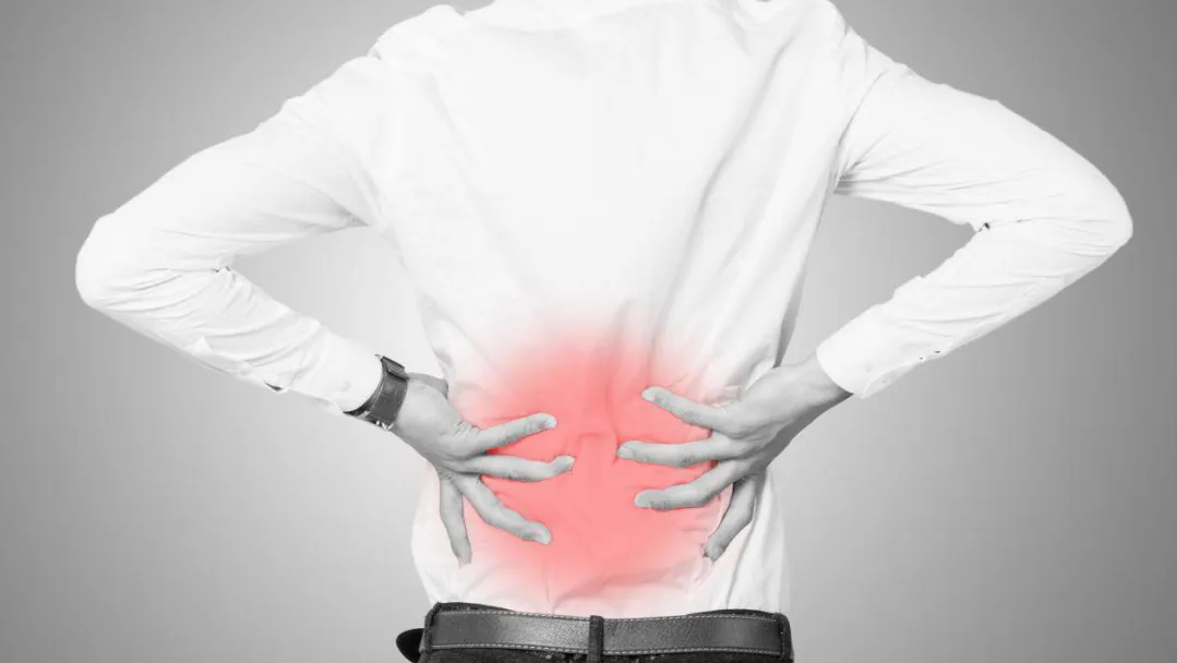 老年人腰背部疼痛,是怎么回事?是骨质疏松吗?