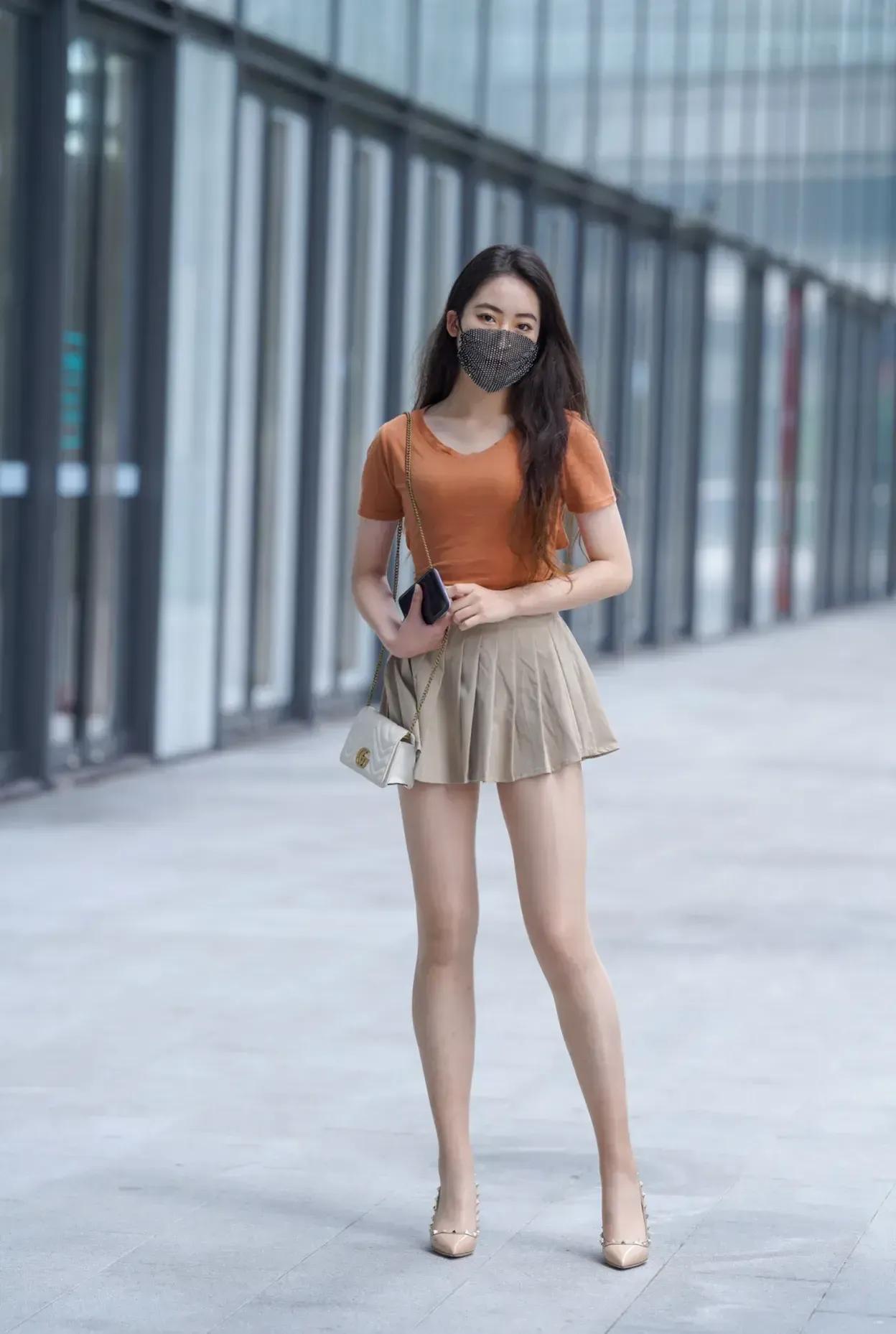 身材好 颜值高 气质佳的美女休闲街拍美图合集分享展示