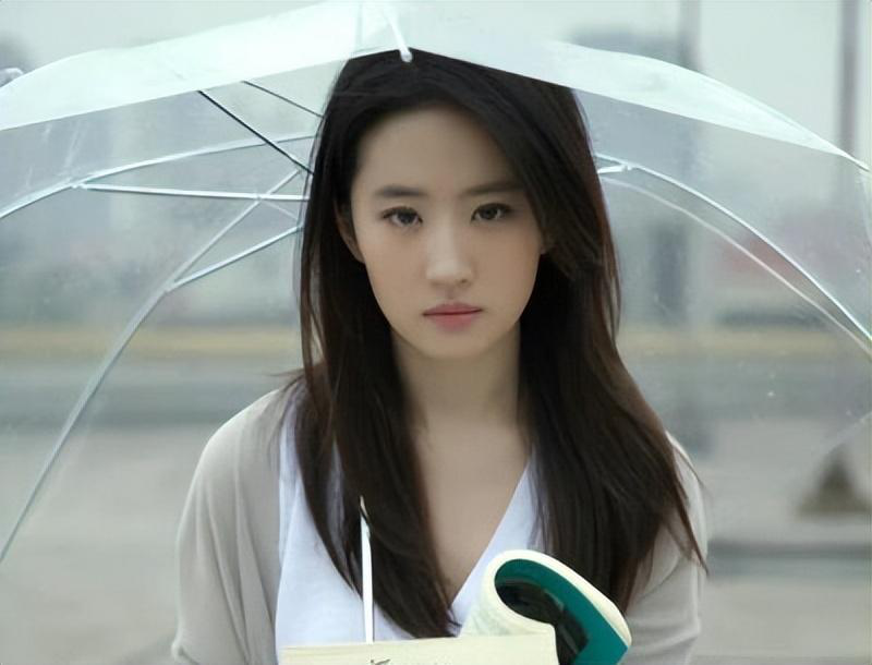 男女通吃毫不避讳,娱乐圈的女星太会玩了