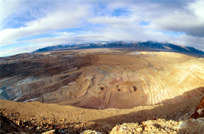 这里遍地是黄金,挖上一天能花一辈子,却没人敢开采!