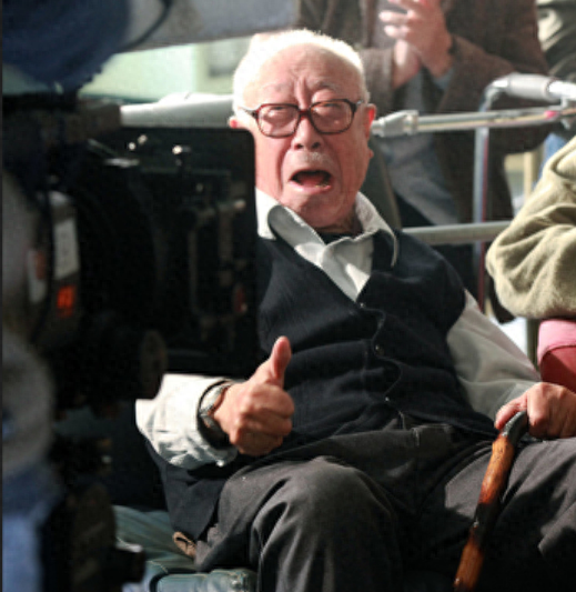 谢万和,八一电影制片厂演员,擅长扮演