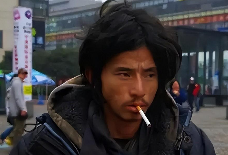 13年前那个一夜爆红的乞丐犀利哥为何如今消失了
