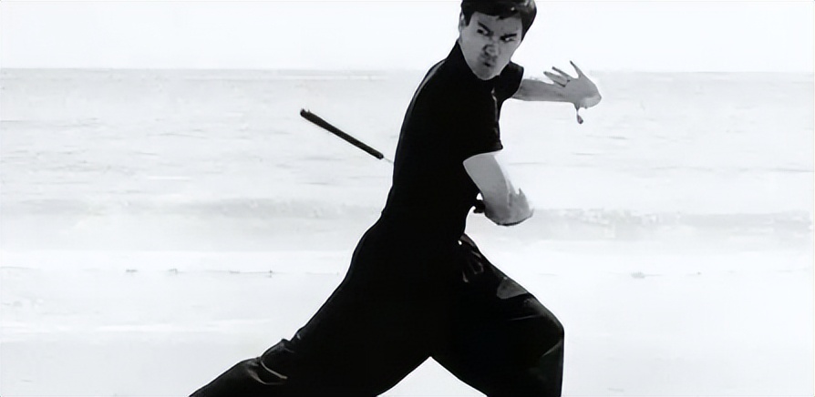 李小龙:一代传奇,龙的传人,巅峰时期究竟有多恐怖?