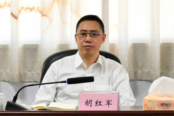 市三中法院党组书记,院长胡红军调研指导清溪法庭工作