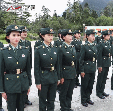 女兵,再见!女孩,加油!