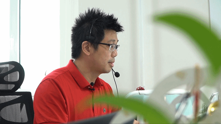 沈杰:"这个让我感觉到两岸人民一家亲,其实两岸同胞之间也没有什么