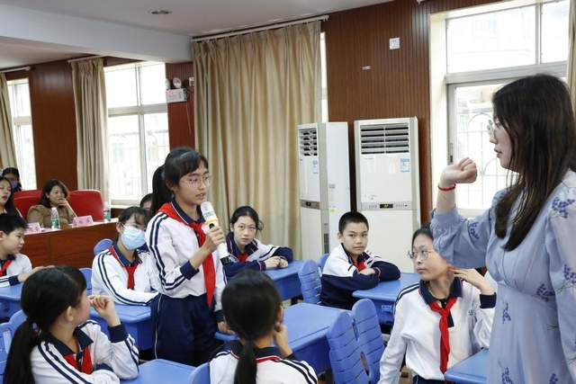 "知识产权进校园,激发创新添活力"——走进海联路小学