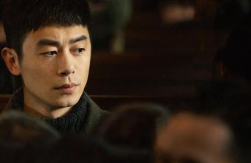 悬崖之上楚良怎么知道子弹打不出来?楚良知道枪动了手脚吗?