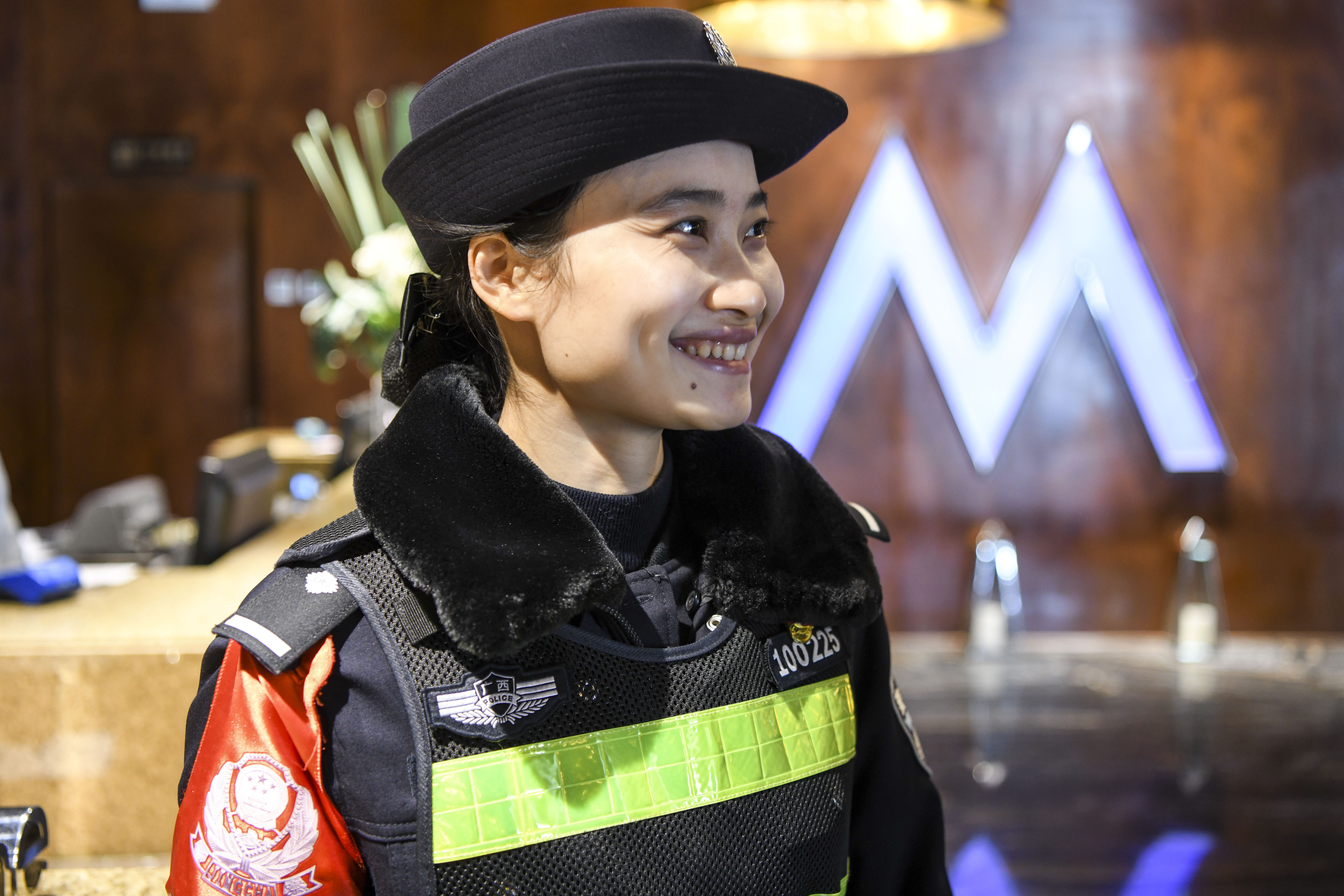 社区民警蒋兰:把最好的耐心奉献给人民群众(4)