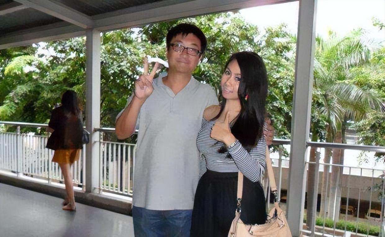 泰国租妻行业:白天给客人当导游,晚上尽"妻子"的义务