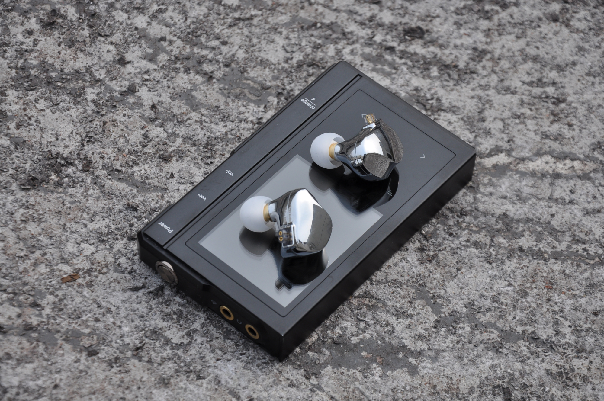 聆听声音细节的秘密 trn vx pro一圈八铁旗舰圈铁hifi耳机测评