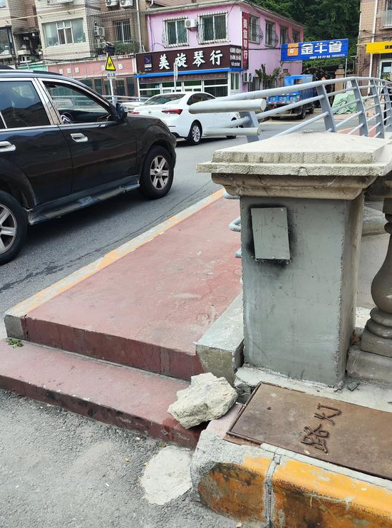 逛大连八一路自由河畔与白云街见闻游记